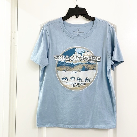 Yellowstone Dutton Ranch Montana light blue short sleeve t-shirt - Picture 1 of 3